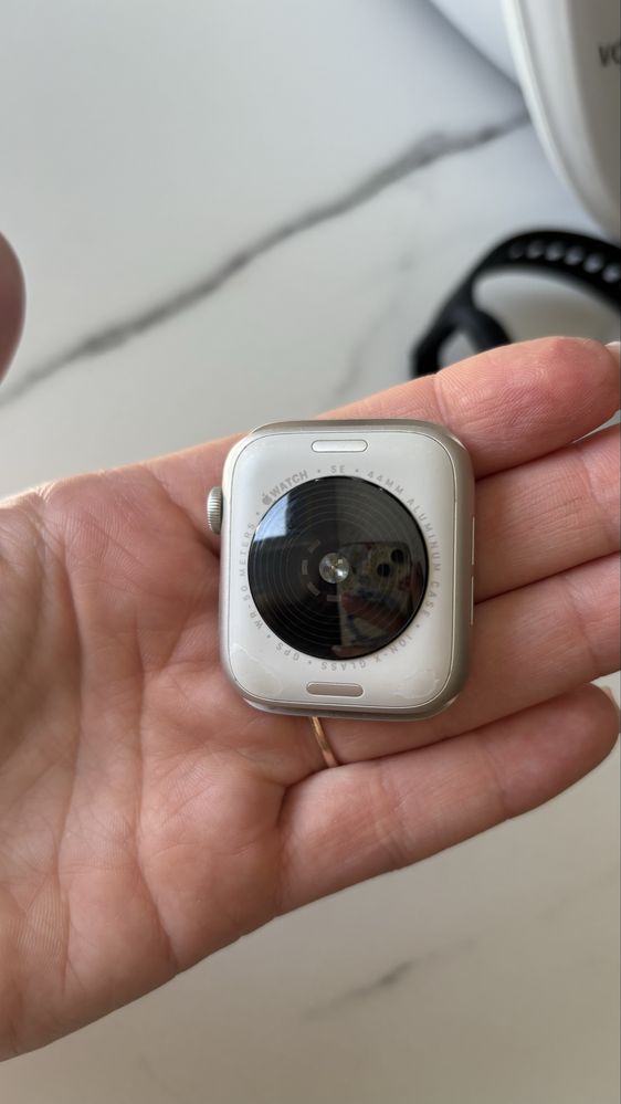Apple Watch SE 44 mm GPS