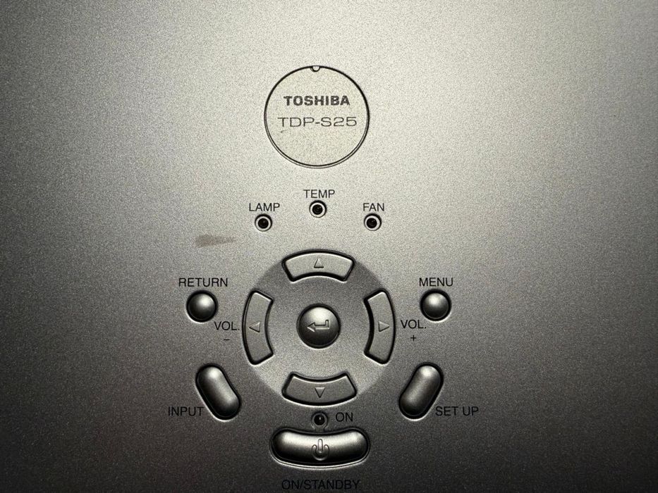 Projector Toshiba TDP-S25