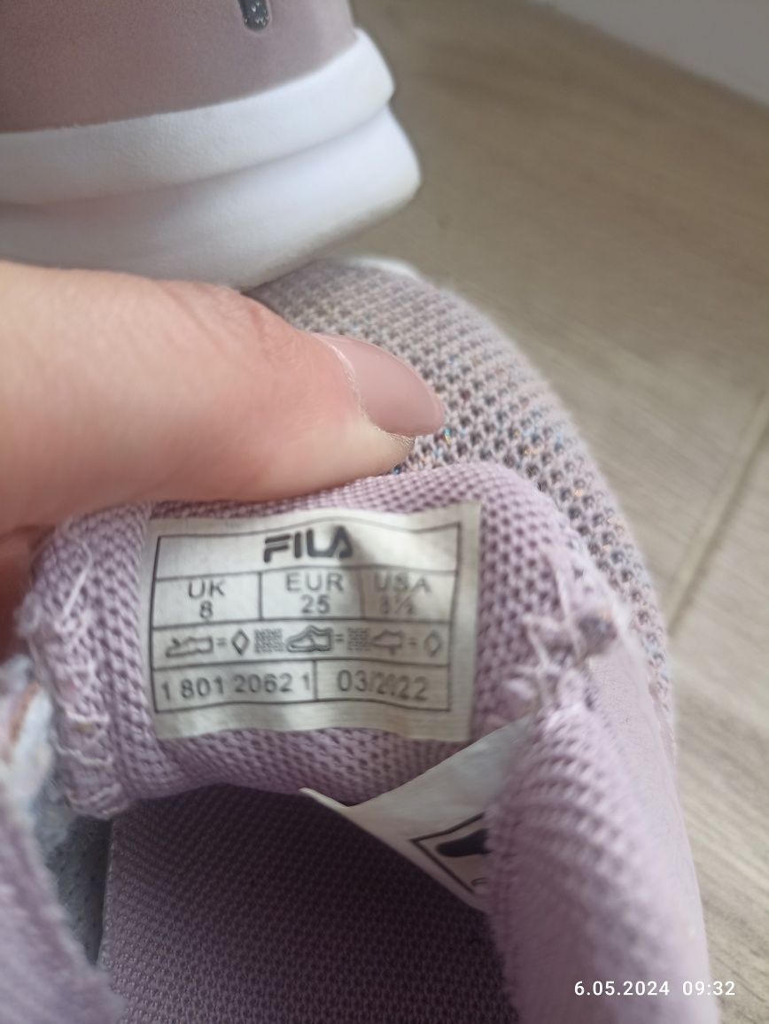 Buty FILA dla dziewczynki rozmiar 25