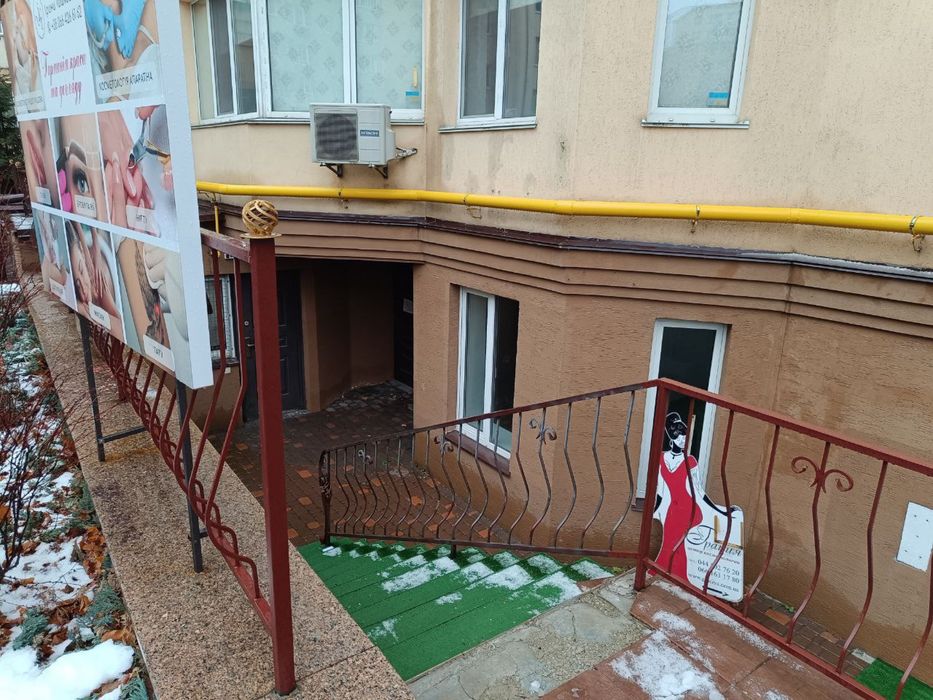 Продаж приміщення  вул. Боголлюбова, ЖК Софія