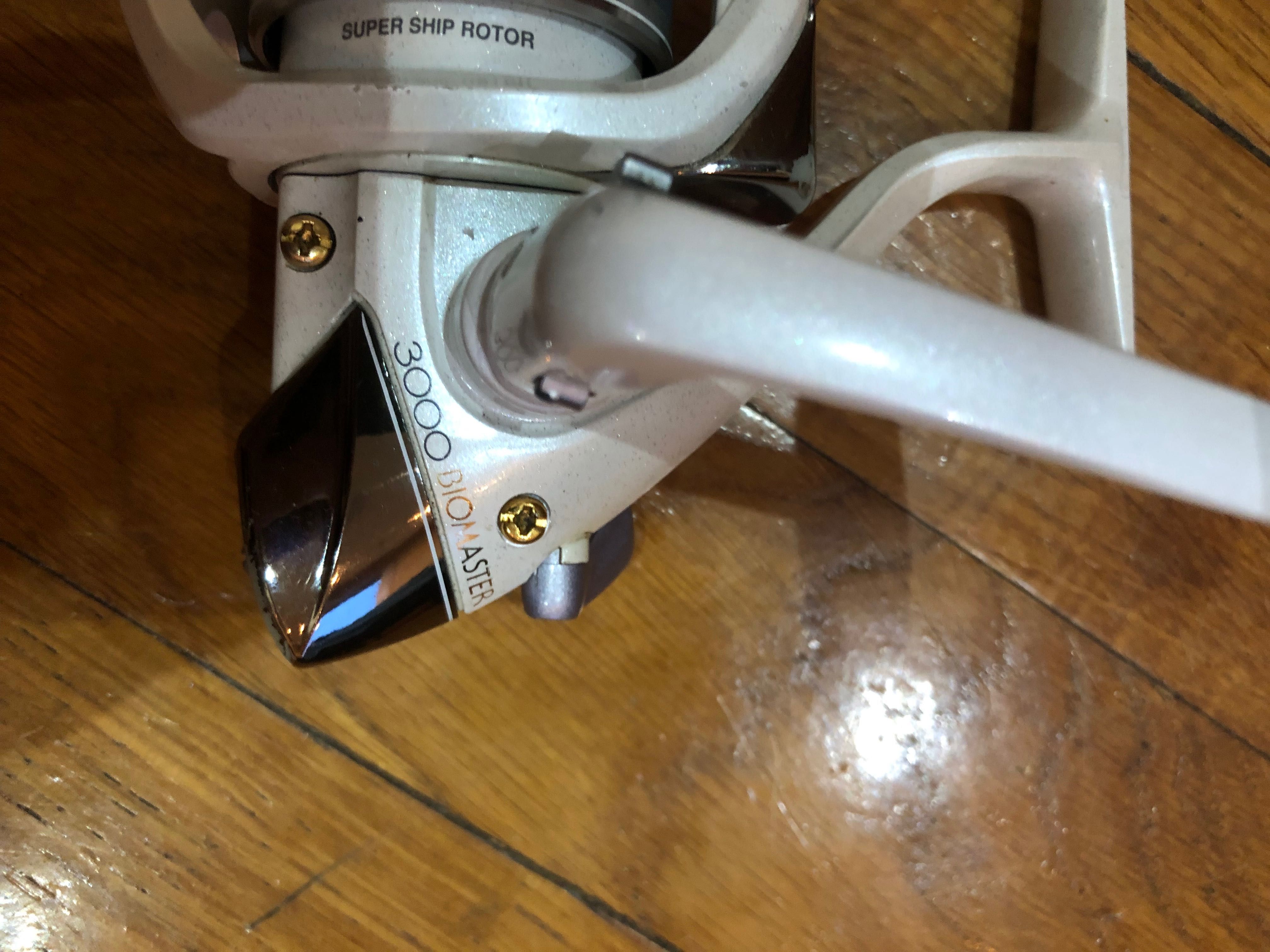 Kołowrotek Shimano Biomaster 3000