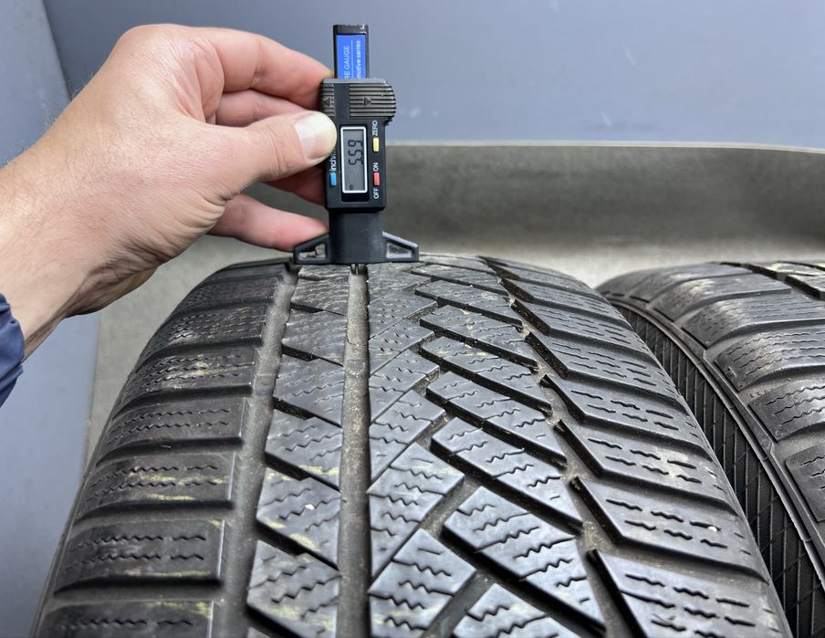 Шини ~5мм зима 235 45 R17 Continental Winter Contact TS850P зимові