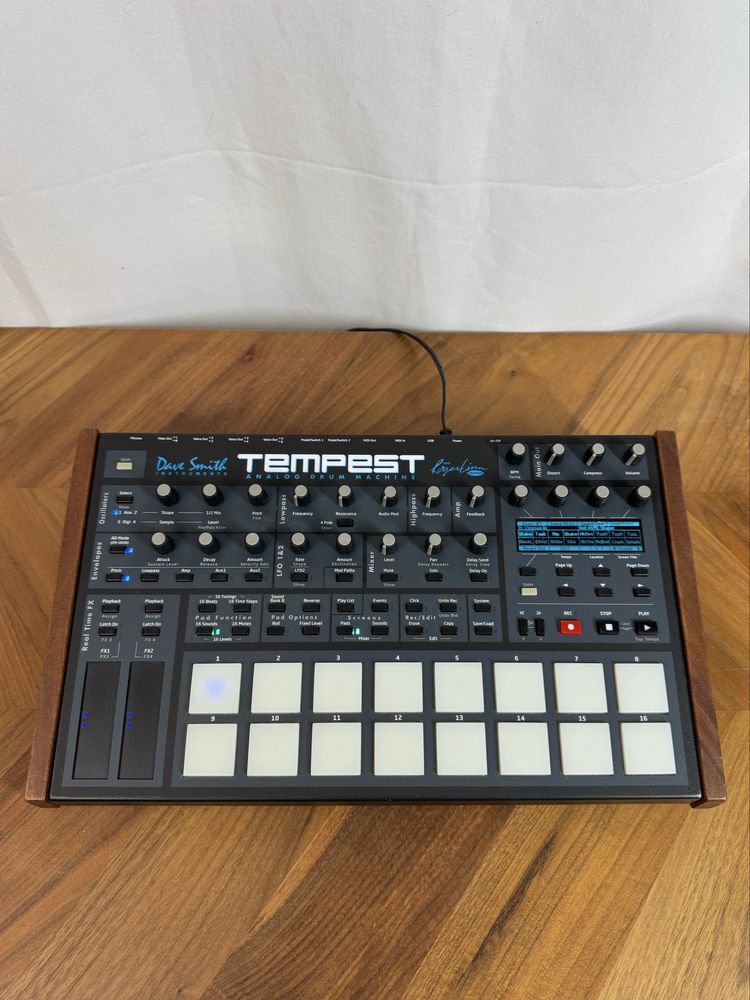 Dave Smith Tempest Analog Drum Machine automat perkusyjny