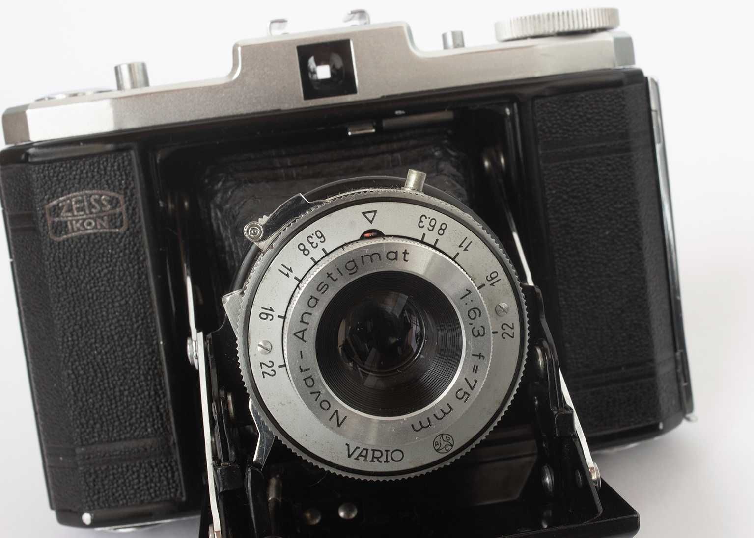 Zeiss Ikon Nettar 517/16 (1953)