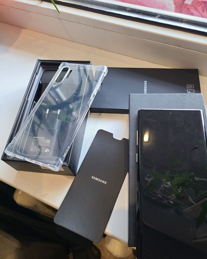Samsung note 10 plus 12/256 Новый