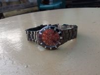Zegarek.  Damski   Guess