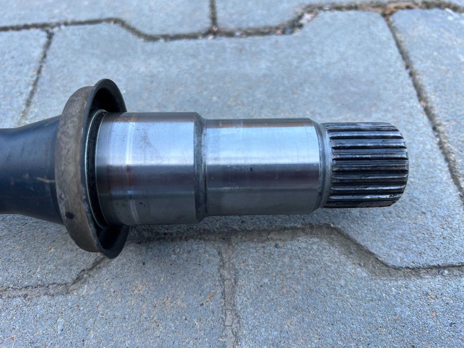 Продам Привід правий Toyota Camry 2.5 (2013) АКПП. Відмінний стан!