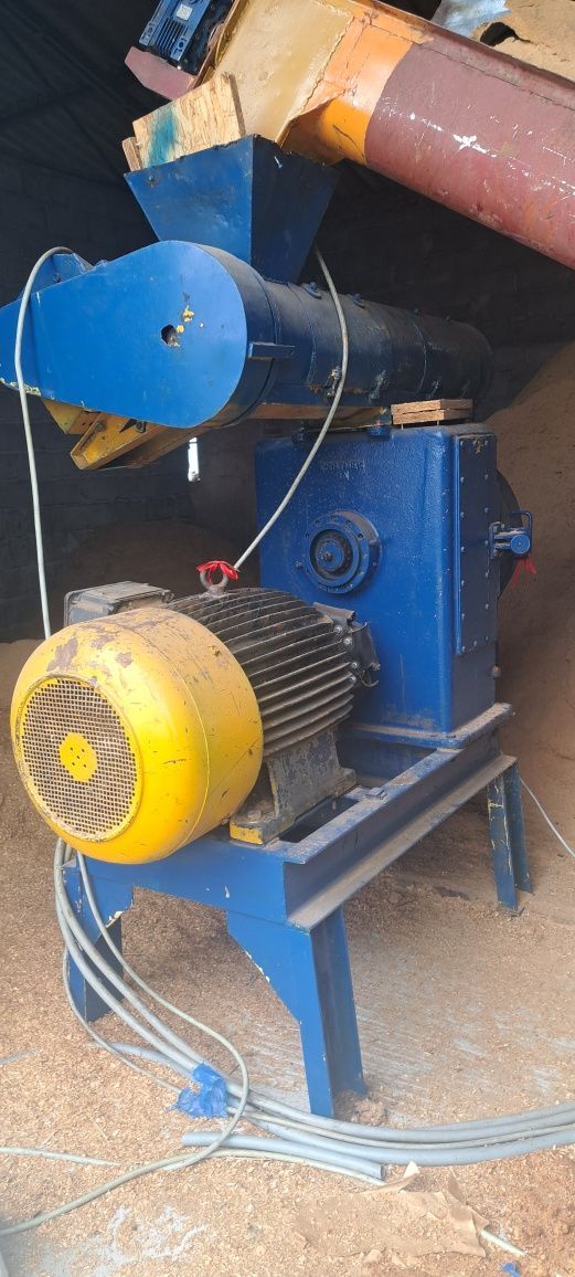 Sprzedam granulator Pm4 55kw maszyna do pelletu