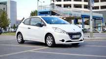 Peugeot 208  1.4 hdi