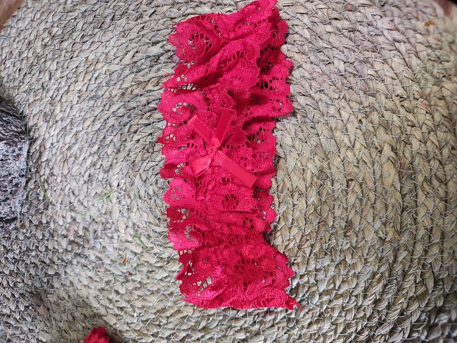 Podwiązka koronkowa czerwona studniówka