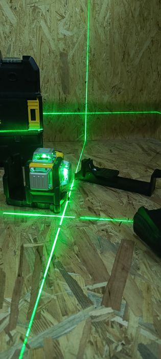 Samopoziomujący Laser obrotowy  DeWalt DCE089G
