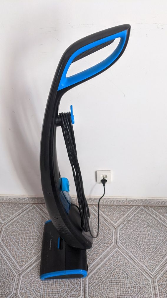Odkurzacz Philips AquaTrio Pro FC7088
