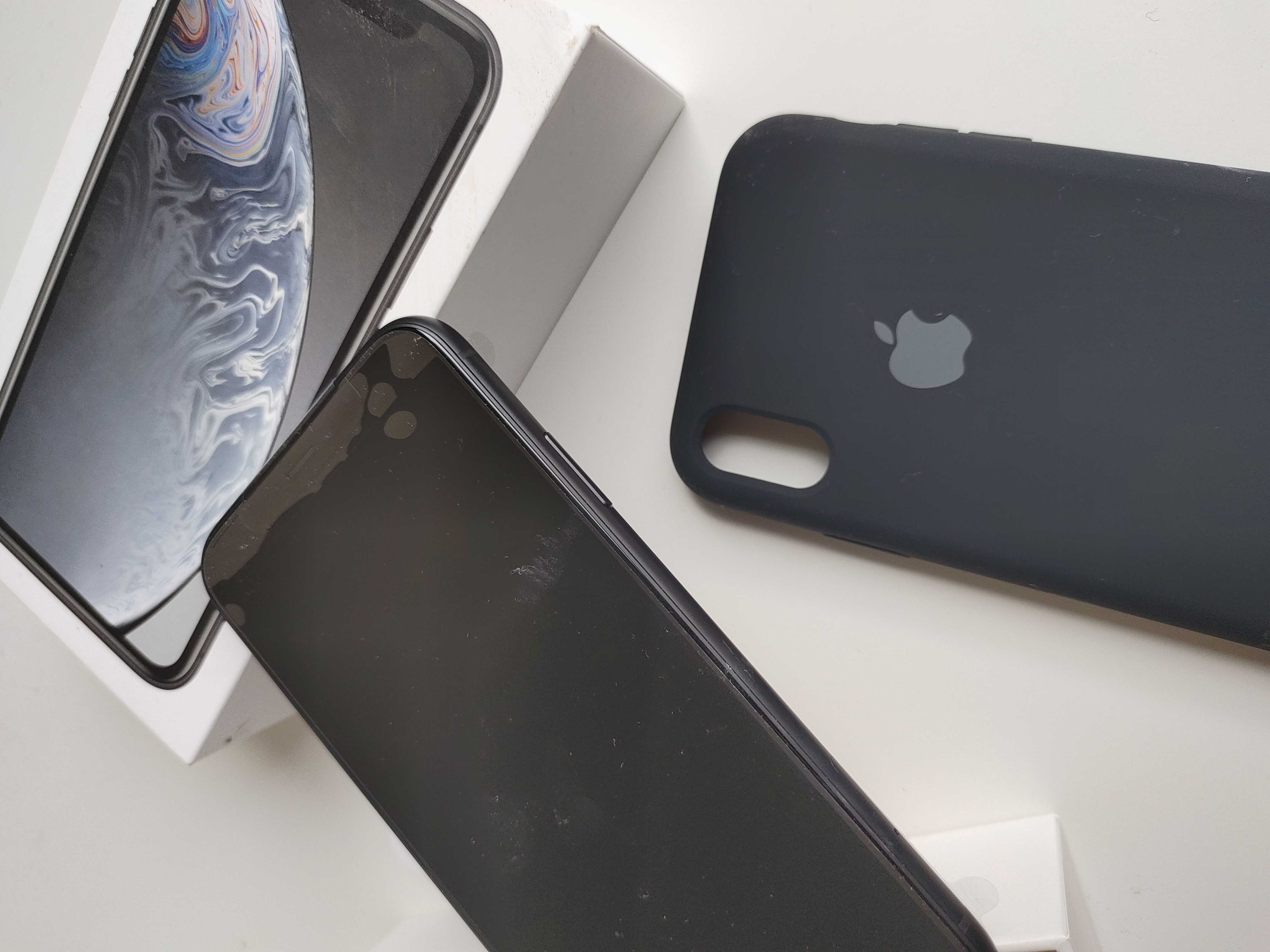 iPhone XR preto 64Gb NOVO!