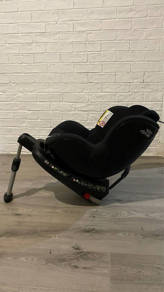 Britax Römer Dualfix2 R black