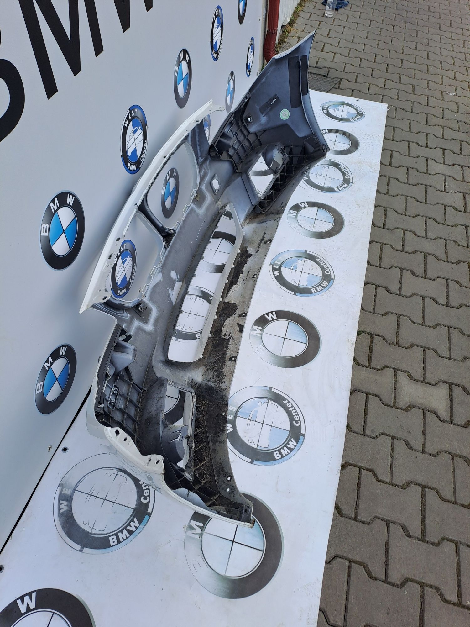 Бампер передній М-пакет bmw f10 f11 до рестайлинг