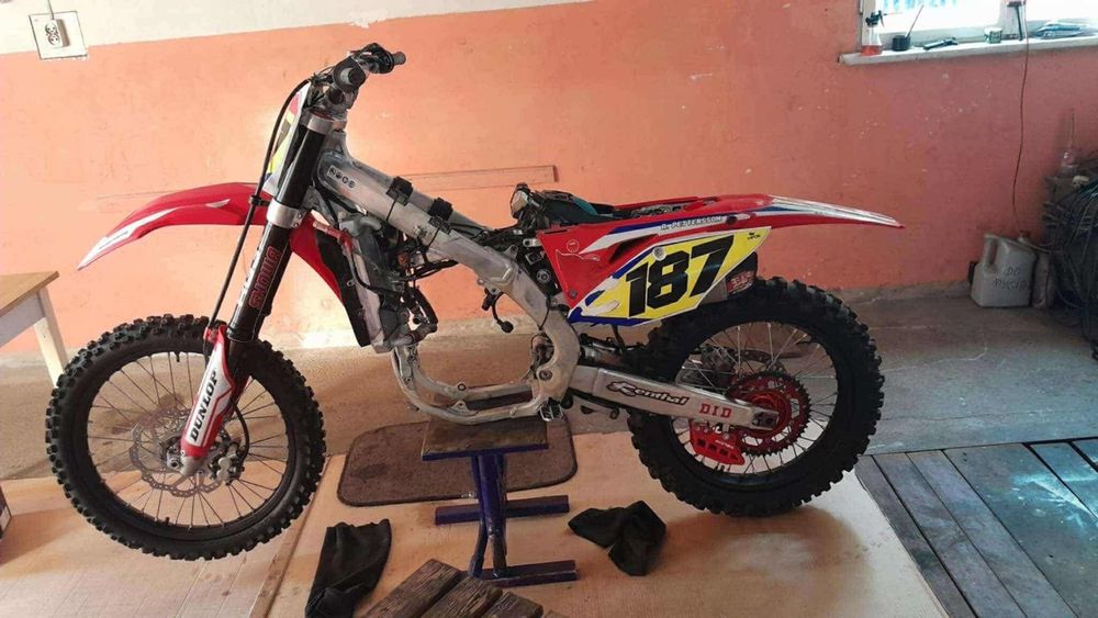 Honda crf 450 ..