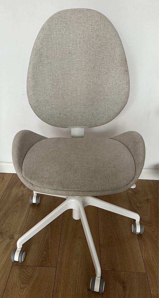 Ikea HATTEFJÄLL krzesło biurowe obrotowe GUNNARED beżowe
