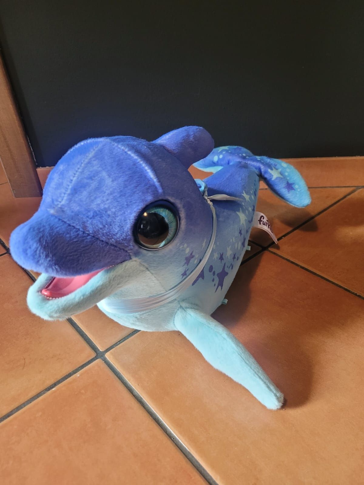 FurReal delfin interaktywny