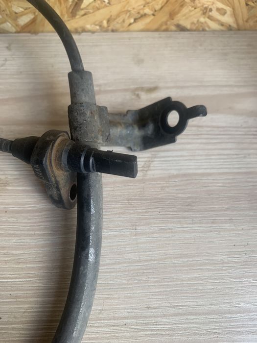 Датчик абс Дайхатцу Териос