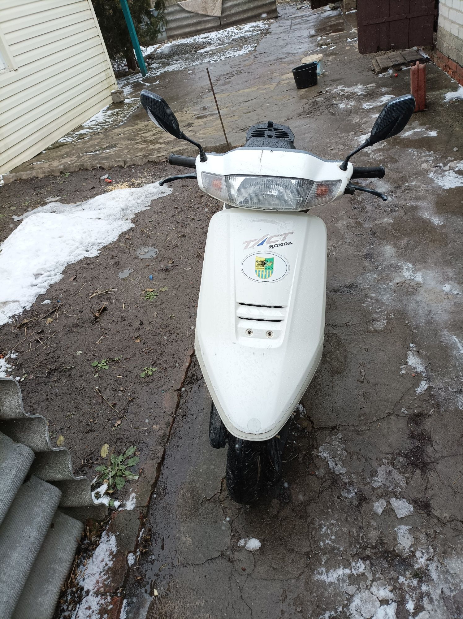 Продам скутер Honda tact af 24