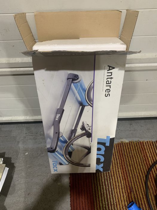Велотренажер , велостанок Tacx Antares Rollers