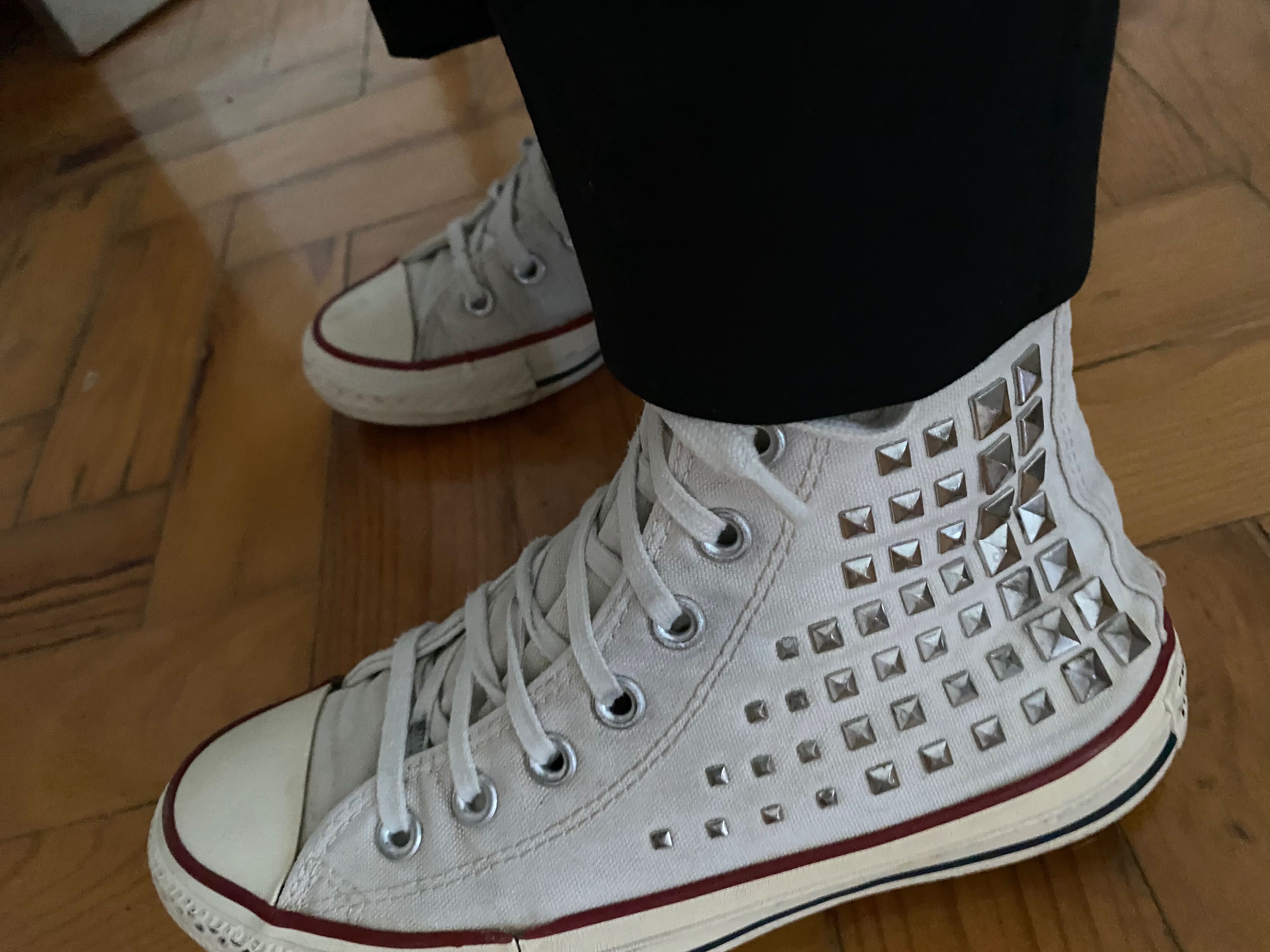 Ténis all star com tachas 37