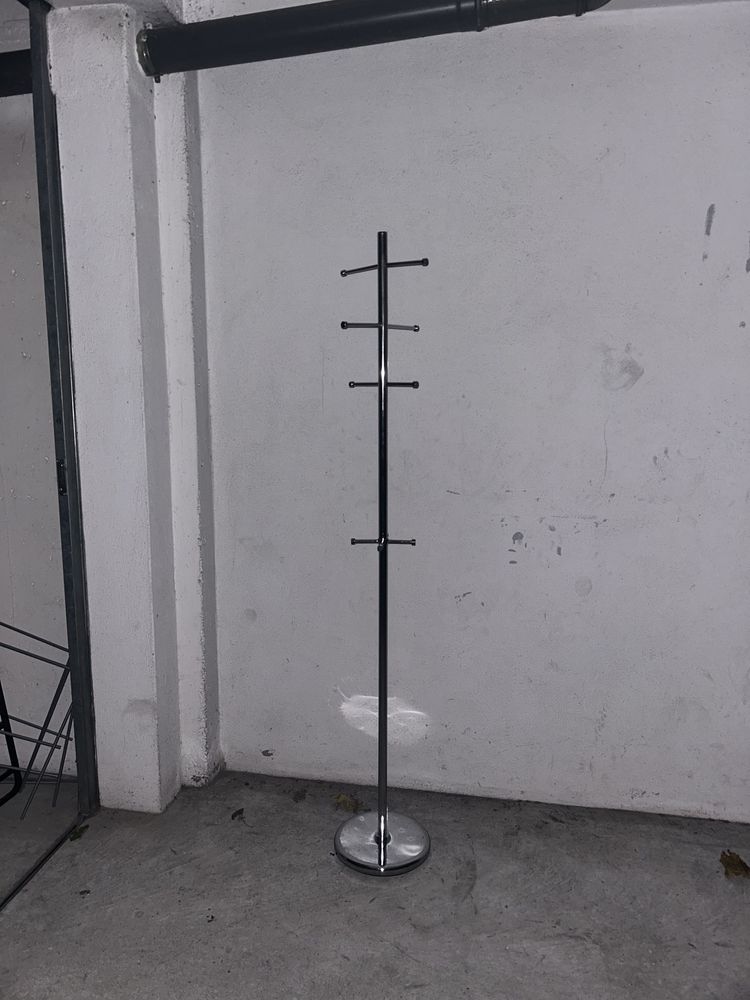 Cabide de inóx em bom estado