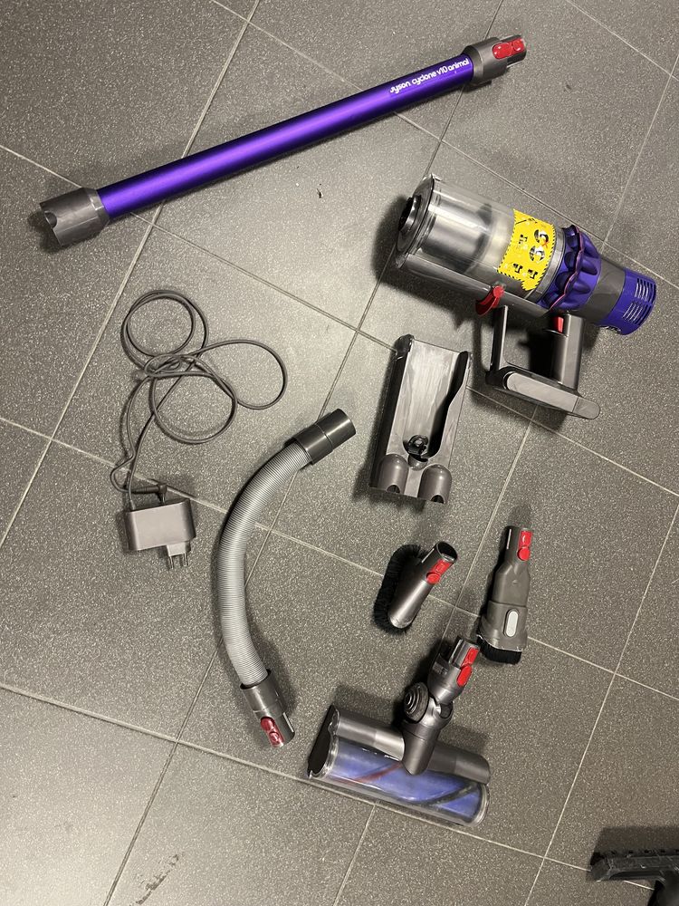 Dyson V10 odkurzacz pionowy bezworkowy