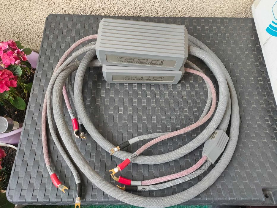 Spectral MH 770 Ultra Linear Reference II 2 x 2,4 m