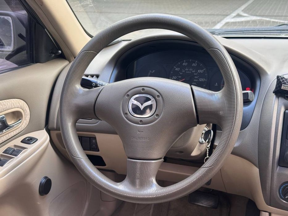 Mazda 323 (Protege) 2003