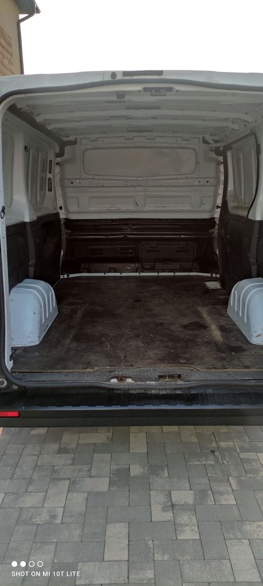 //Renault Trafic 1,6DCI//Serwisowany//Bezwypadkowy//NAVI//Klimatyzacja