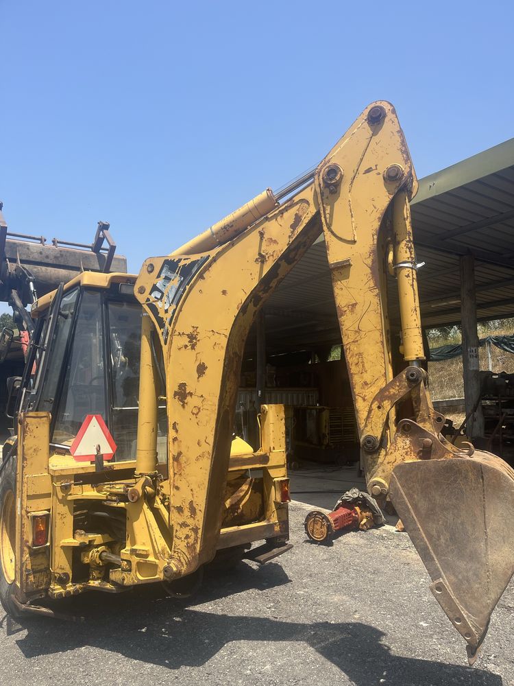 Retroescavadora Cat 428C turbo