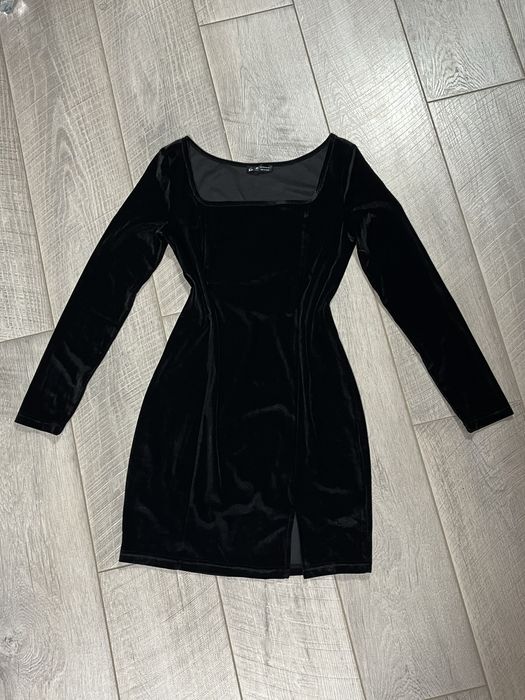 Плаття чорне коротке