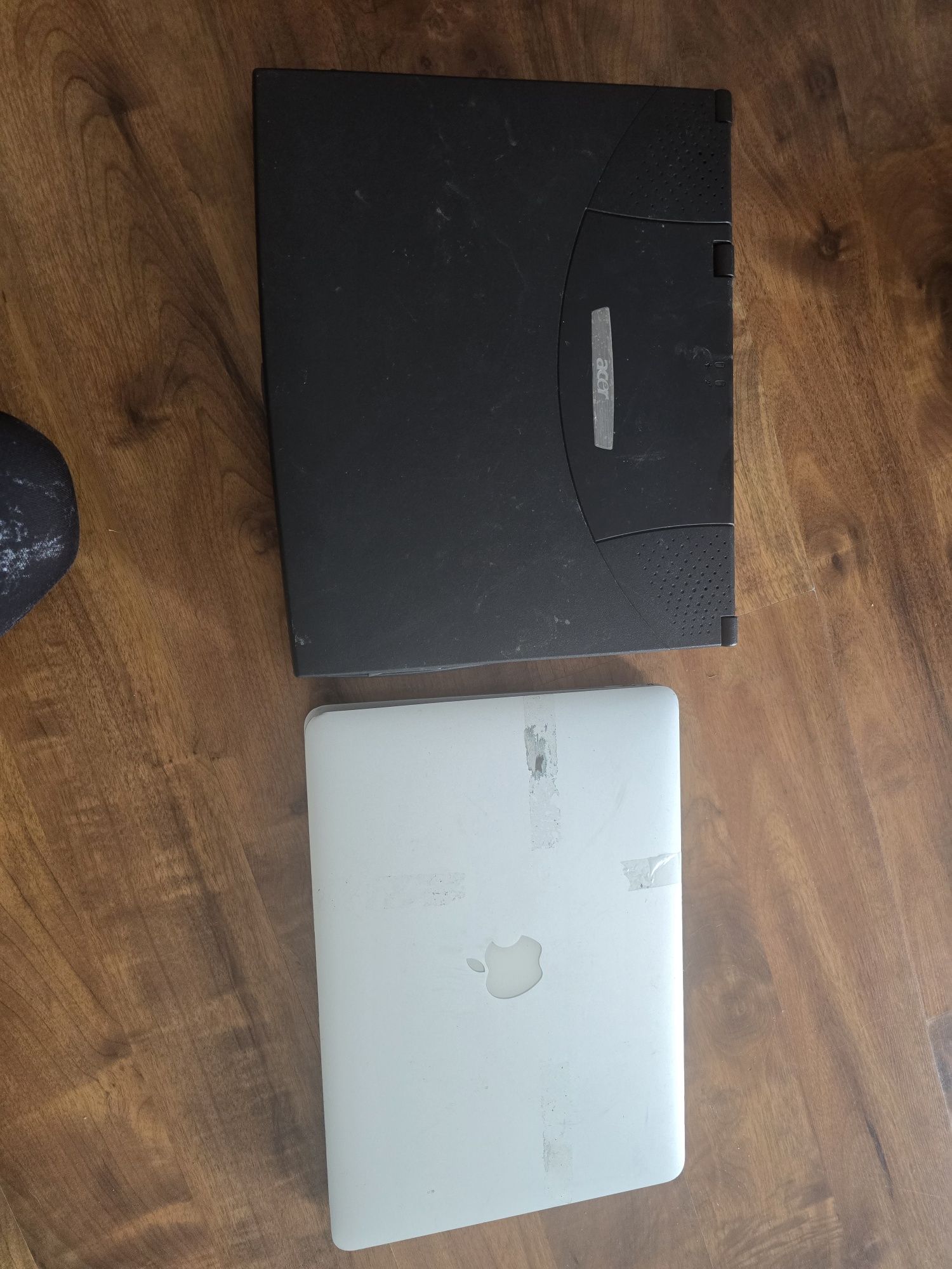Sprzedam laptopy uszkodzone