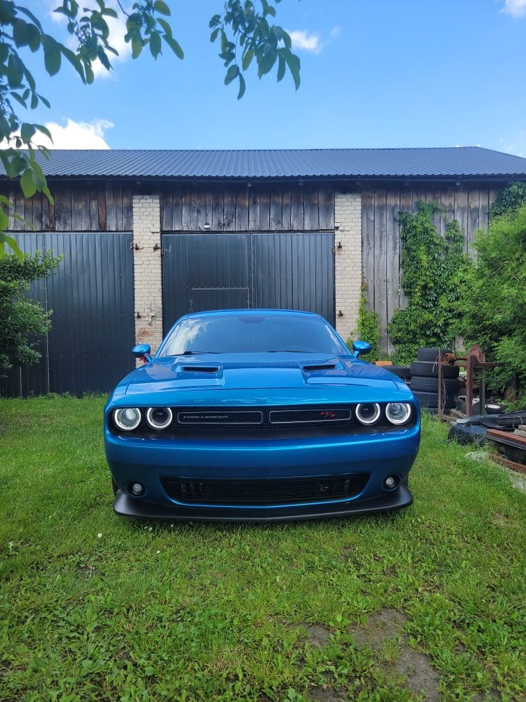 Dodge challenger SRT 6.4 v8 manual "scat pack"