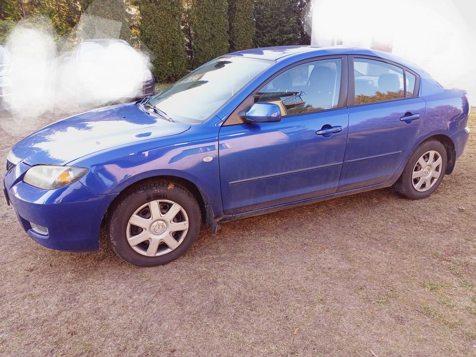 Sprzedam Mazda 3 sedan