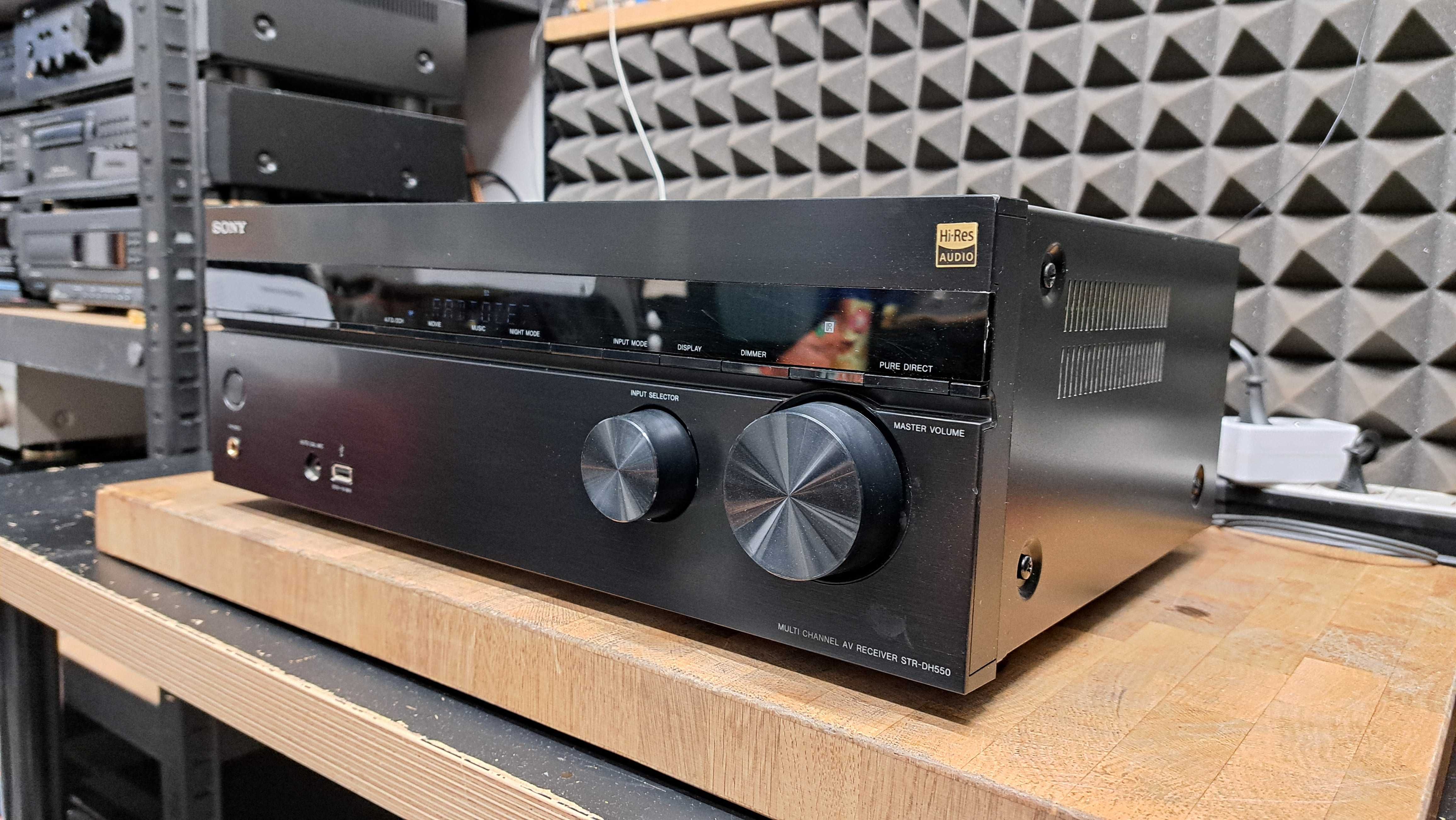 Amplituner Sony STR-DH550