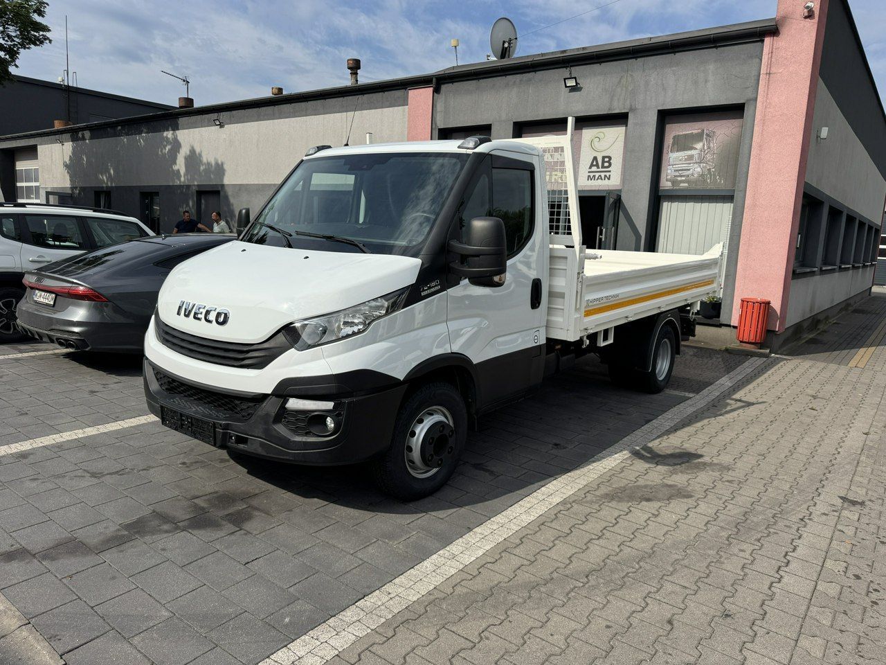 Iveco Daily  Iveco daily 72c18 wywrotka 3stronny, pneumatyka, Himatic