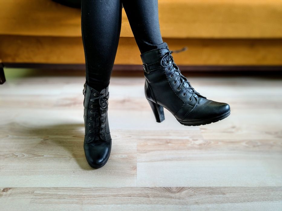 Skórzane Botki Ocieplane Futerkiem 39