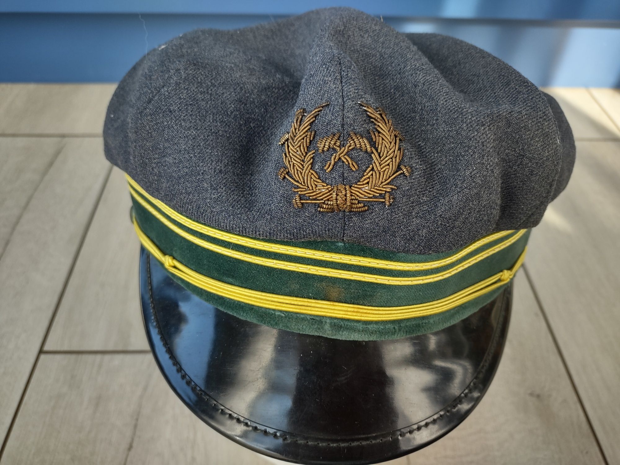Stara czapka rogatywka  Kraków