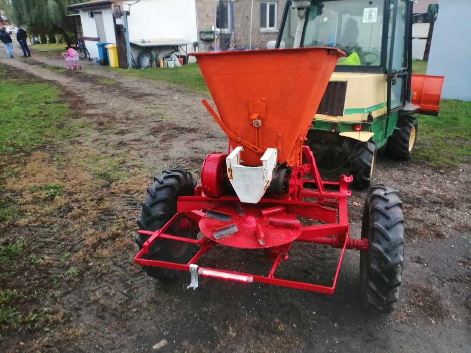 Ciagnik traktor do odśnieżania pług kosiarka roberine