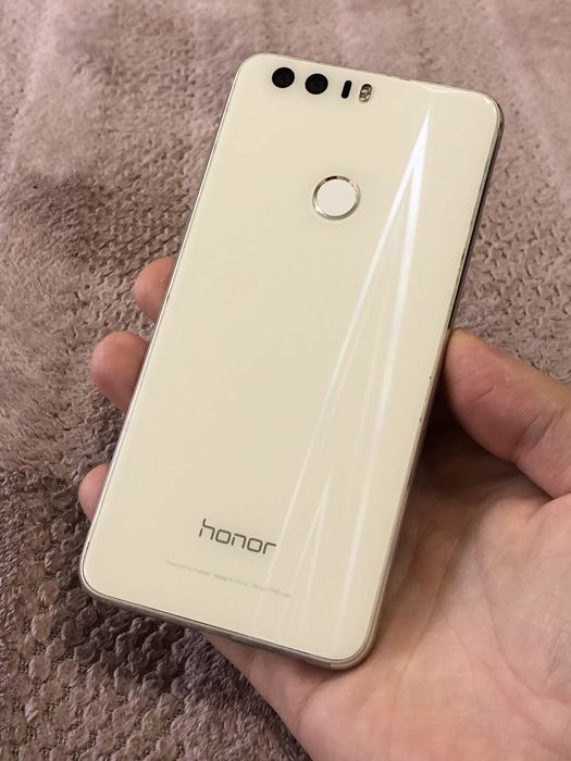 Телефон Huawei Honor 8 4/32gb NFC супер бюджетнік