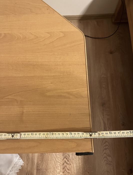 Biurko narożne Olcha 80x80 półki gniazdka