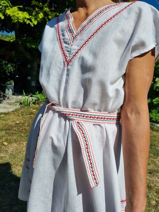 Сукня ретро  в українському національному стилі