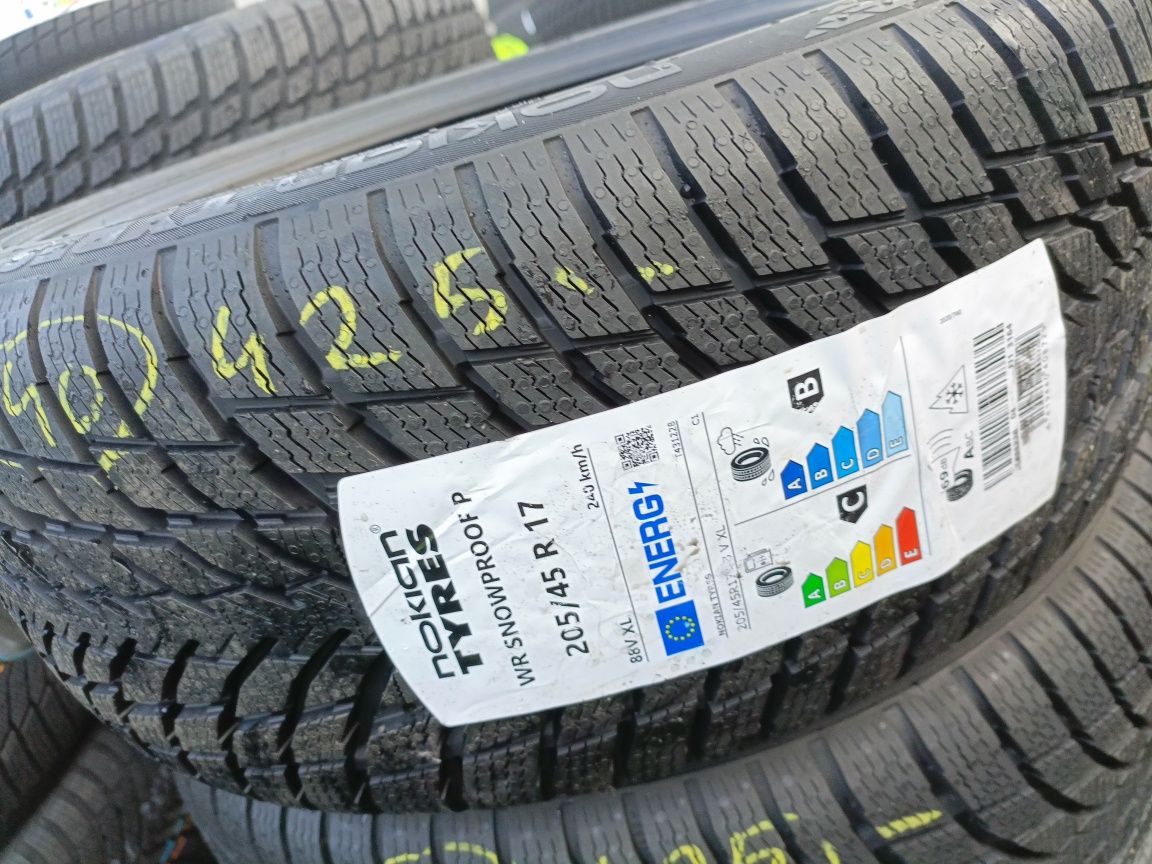 Nowe opony zimowe 205/45/17 Nokian 6 sztuk 2024r