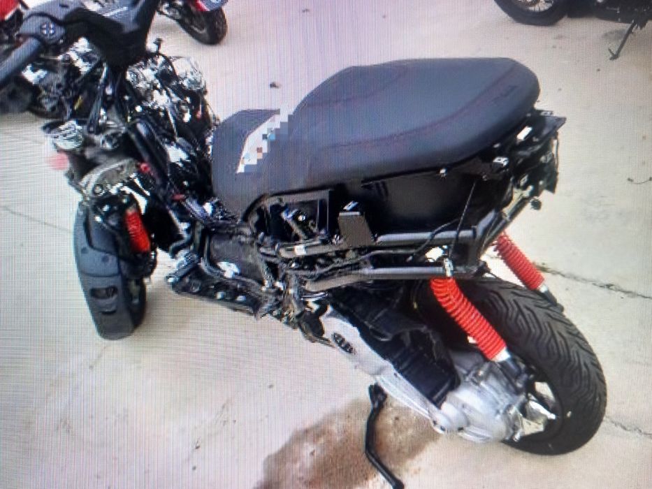 PIAGGIO MP400  sinistrada