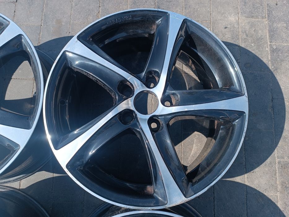 Felgi Alu Audi VW Seat Skoda 5x112 ET47 7.5J17