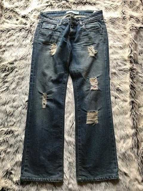 Jeans rasgados da Bershka