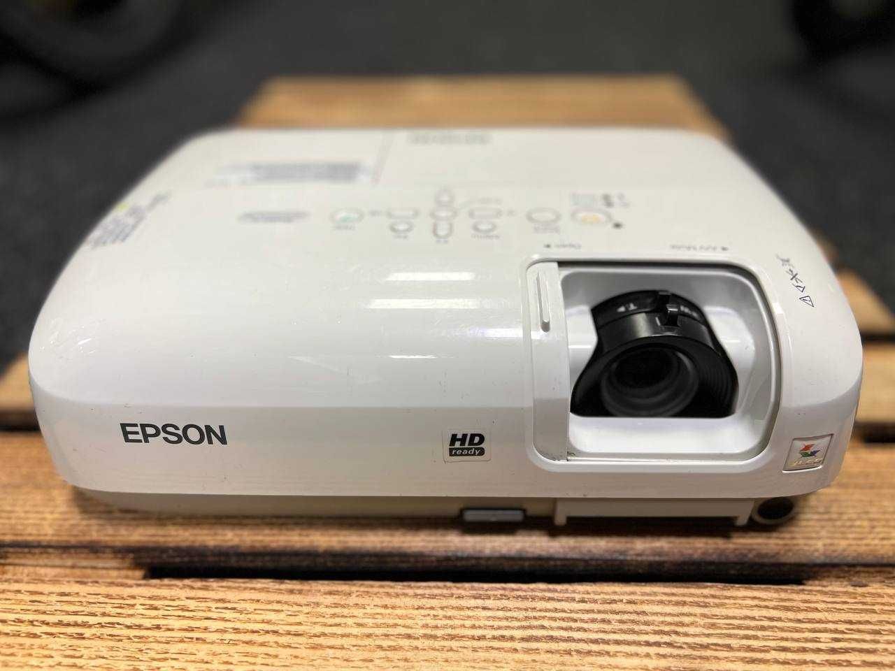 Проектор Epson PowerLite Home Cinema 700