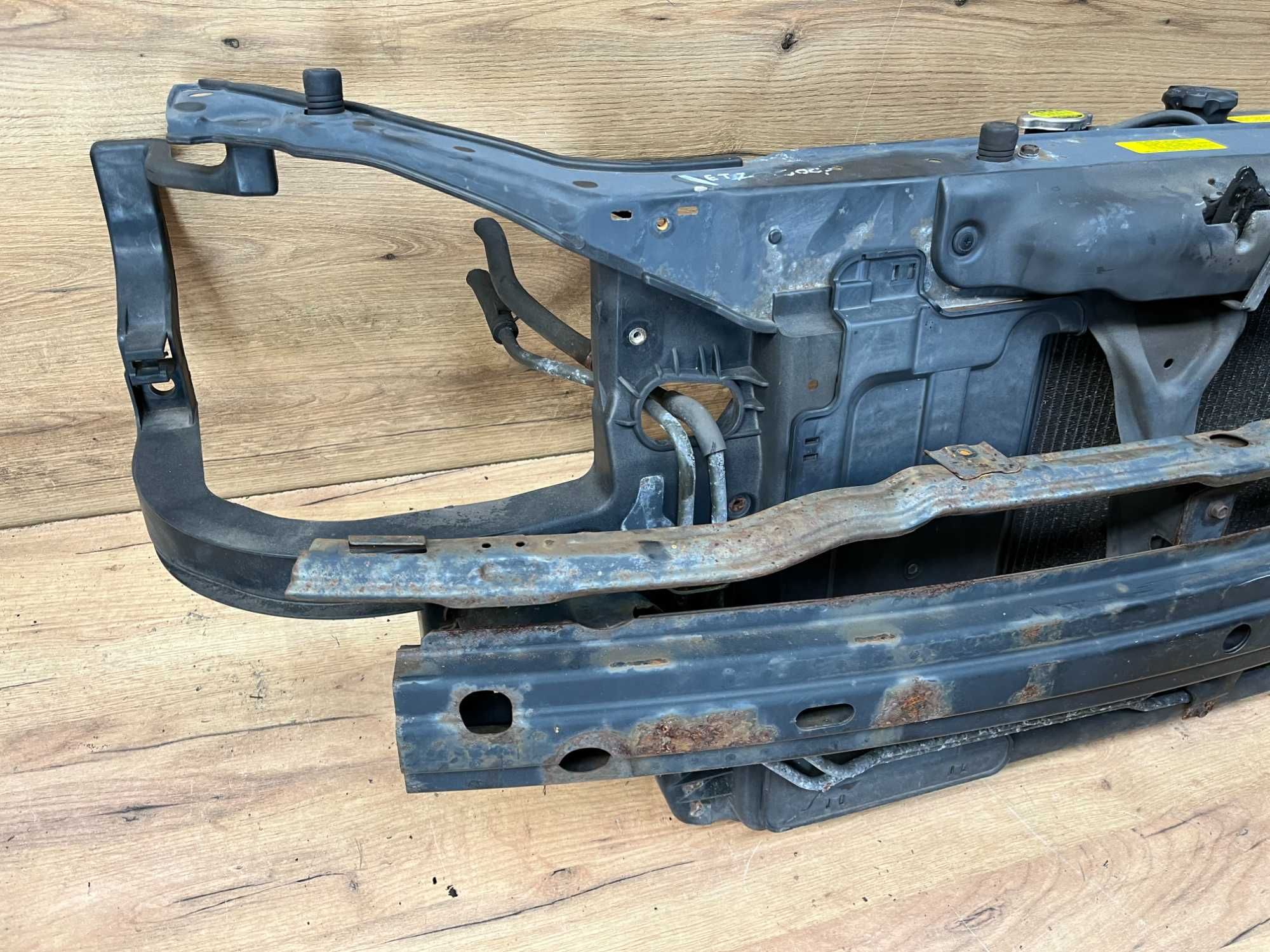 Pas przedni Hyundai Getz